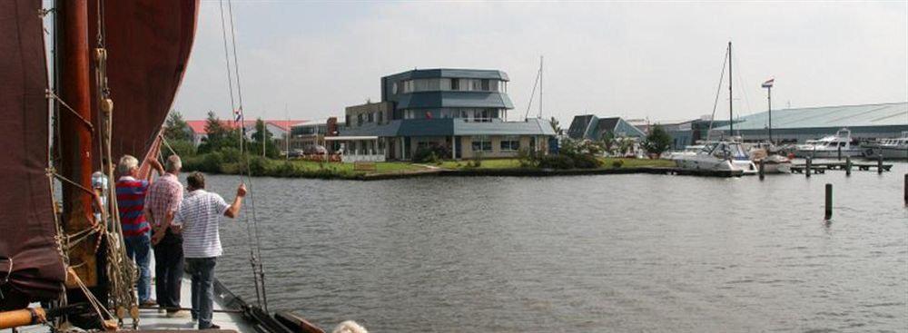 Buitenplaats T Ges Sneek Extérieur photo